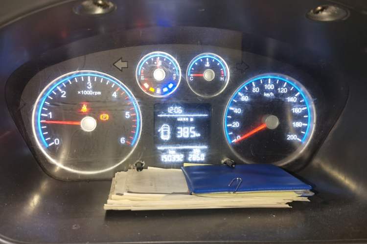 Used Foton Toano 2021 2.0T Manual Tongtu Short Wheelbase Mid-Height 5/6-Seater 4F20TC3 Instrument Cluster