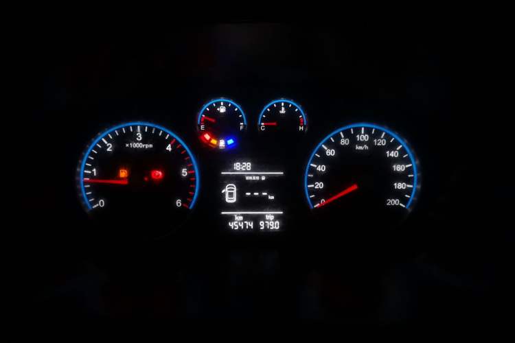 Used Foton Toano 2021 2.0T Manual Tongtu Extended-Wheelbase Mid-Roof 9-Seater 4F20TC3 Instrument Cluster