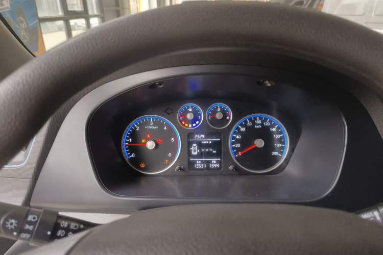 Used Foton Toano 2021 2.0T Manual Tongtu Extended-Wheelbase Mid-Roof 9-Seater 4F20TC3 Instrument Cluster
