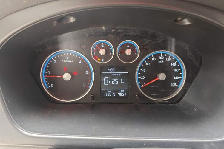 Used Foton Toano 2021 2.0T Manual Tongtu Extended-Wheelbase Mid-Roof 3-Seater 4F20TC3 Instrument Cluster