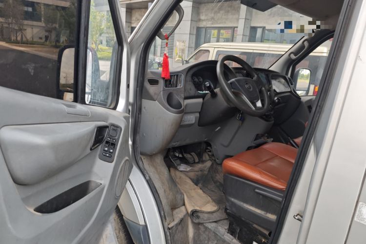 Used Foton Toano 2021 2.0T Manual Tongtu Short Wheelbase Flat Roof 3-Seater 4F20TC3 Interior 3