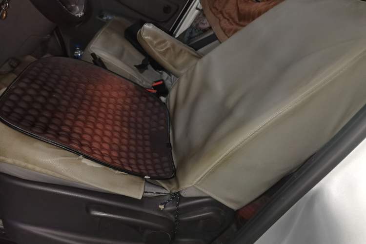 Used Foton Toano 2021 2.0T Manual Tongtu Short Wheelbase Mid-Height 5/6-Seater 4F20TC3 Left Front Seat