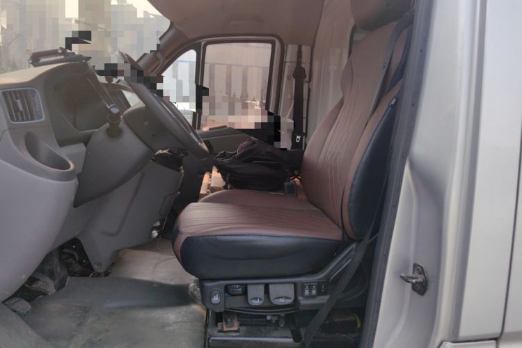 Used Foton Toano 2021 2.8T Manual Tongtu Extended-Wheelbase Mid-Roof 3-Seater with Rear Dual Tires F2.8NS6B177L Left Front Seat