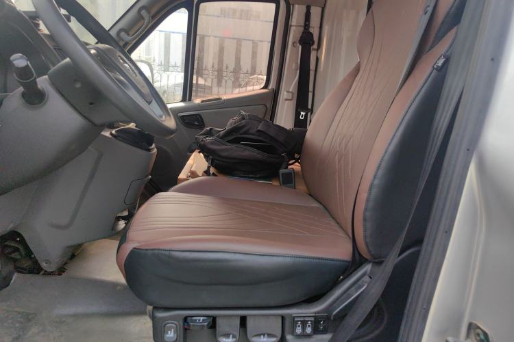 Used Foton Toano 2021 2.8T Manual Tongtu Extended-Wheelbase Mid-Roof 3-Seater with Rear Dual Tires F2.8NS6B177L Left Rear Seat