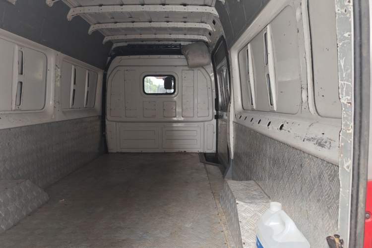 Used Foton Toano 2021 2.0T Manual Tongtu Extended-Wheelbase Mid-Roof 3-Seater 4F20TC3 Left Rear Seat