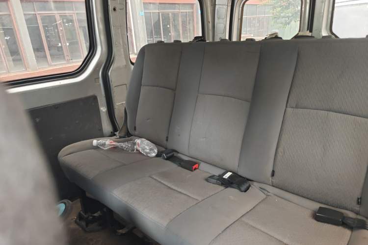 Used Foton Toano 2021 2.0T Manual Tongtu Short Wheelbase Mid-Height 5/6-Seater 4F20TC3 Left Rear Seat