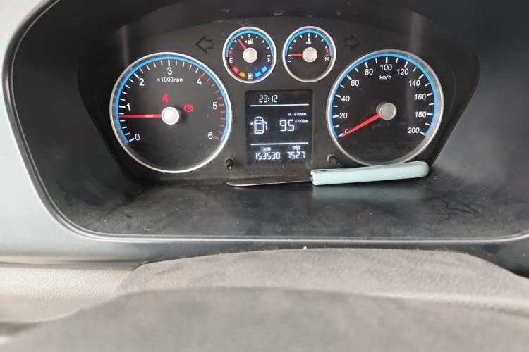 Used Foton Toano 2021 2.0T Manual Tongtu Short Wheelbase Mid-Height 5/6-Seater 4F20TC3 Odometer Close Up