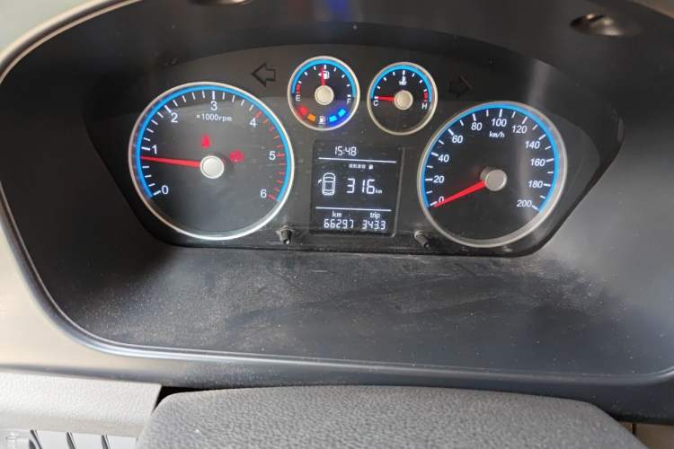 Used Foton Toano 2021 2.0T Manual Tongtu Short Wheelbase Mid-Height 5/6-Seater 4F20TC3 Odometer Close Up