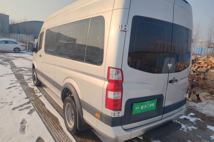Used Foton Toano 2021 2.8T Manual Tongtu Long Wheelbase Mid-Height 5/6/7-Seater F2.8NS6B177L Rear Left 45 Deg