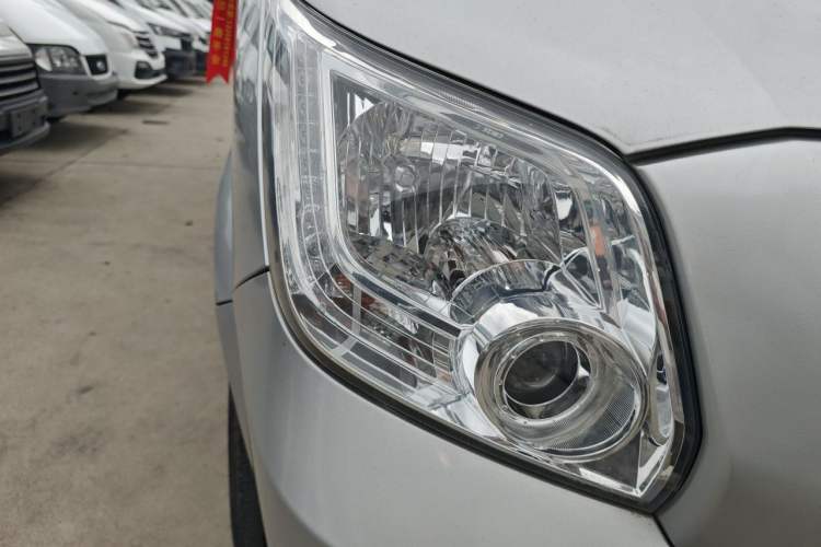 Used Foton Toano 2021 2.0T Manual Tongtu Long Wheelbase Mid-Height 5/6/7-Seater 4F20TC3 Right Front Headlight