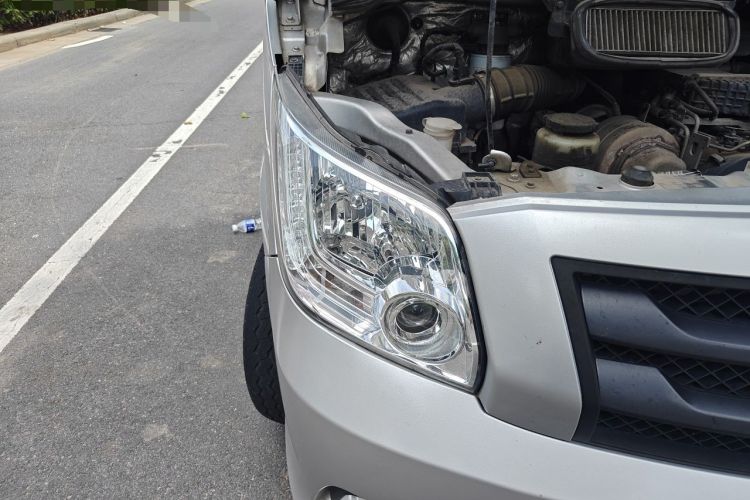 Used Foton Toano 2021 2.0T Manual Tongtu Long Wheelbase Mid-Height 5/6/7-Seater 4F20TC3 Right Front Headlight