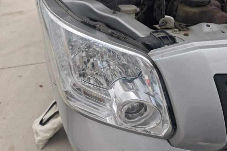 Used Foton Toano 2021 2.0T Manual Tongtu Long Wheelbase Mid-Height 5/6/7-Seater 4F20TC3 Right Front Headlight