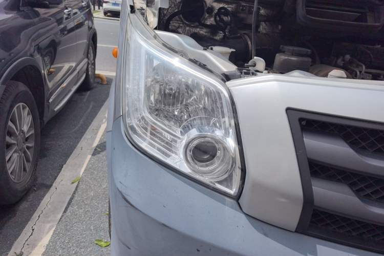 Used Foton Toano 2021 2.0T Manual Tongtu Short Wheelbase Flat Roof 5/6-Seater 4F20TC3 Right Front Headlight