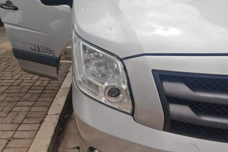 Used Foton Toano 2021 2.0T Manual Tongtu Extended-Wheelbase Mid-Roof 3-Seater 4F20TC3 Right Front Headlight
