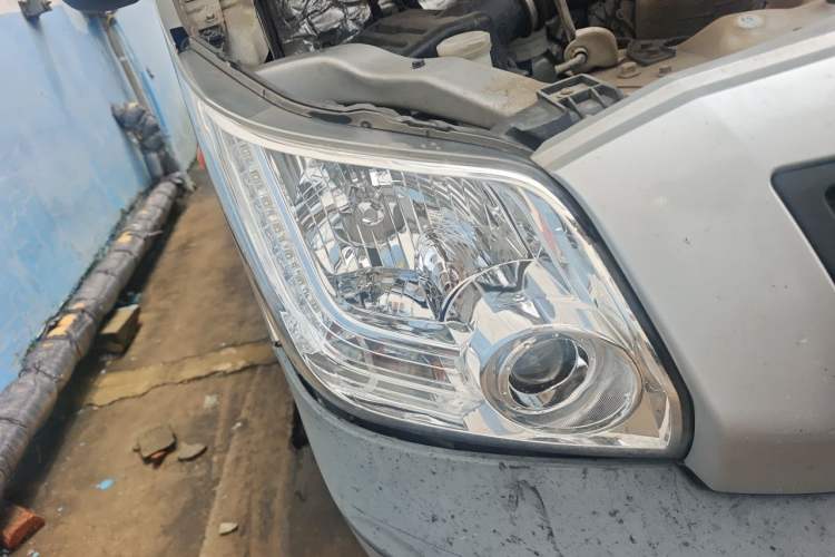 Used Foton Toano 2021 2.0T Manual Tongtu Short Wheelbase Flat Roof 5/6-Seater 4F20TC3 Right Front Headlight