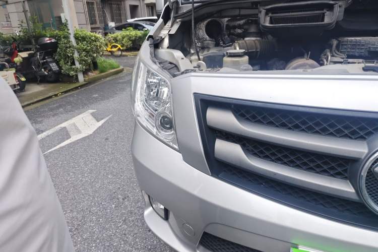 Used Foton Toano 2021 2.0T Manual Tongtu Extended-Wheelbase Mid-Roof 5/6/7-Seater 4F20TC3 Right Front Headlight
