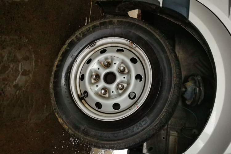 Used Foton Toano 2021 2.0T Manual Tongtu Long Wheelbase Mid-Height 5/6/7-Seater 4F20TC3 Right Front Wheel Hub