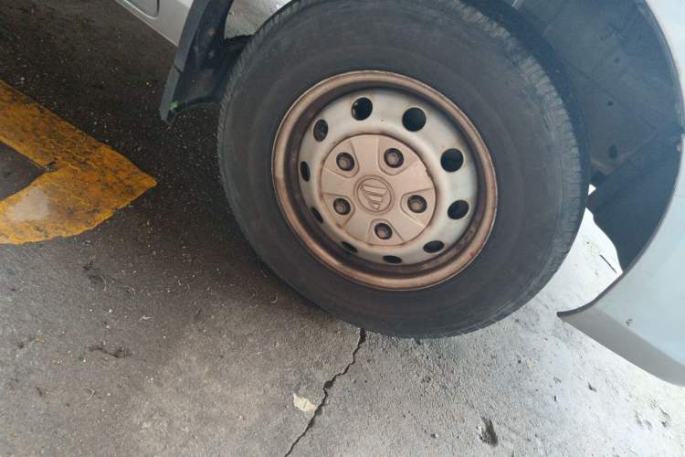 Used Foton Toano 2021 2.0T Manual Tongtu Long Wheelbase Mid-Height 5/6/7-Seater 4F20TC3 Right Front Wheel Hub