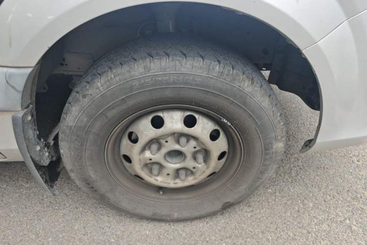 Used Foton Toano 2021 2.0T Manual Tongtu Long-Wheelbase Mid-Roof 3-Seater 4F20TC3 Right Front Wheel Hub