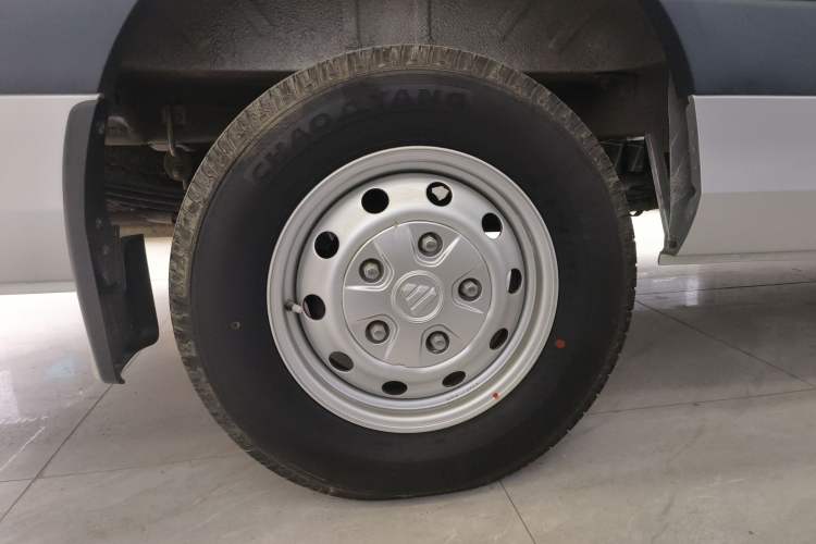 Used Foton Toano 2021 2.0T Manual Tongtu Extended-Wheelbase Mid-Roof 9-Seater 4F20TC3 Right Rear Wheel Hub