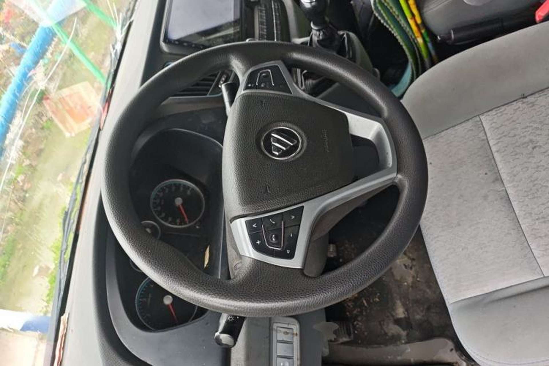Used Foton Toano 2021 2.0T Manual Tongtu Long Wheelbase Mid-Height 5/6/7-Seater 4F20TC3 Steering Wheel