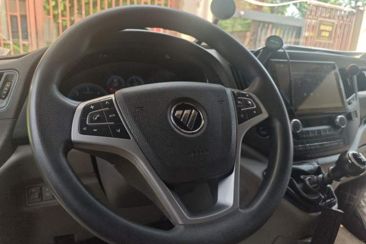 Used Foton Toano 2021 2.0T Manual Tongtu Long Wheelbase Mid-Height 5/6/7-Seater 4F20TC3 Steering Wheel