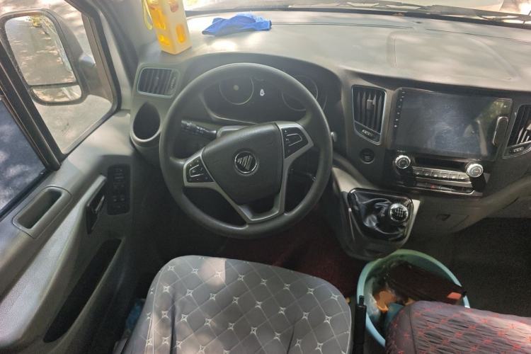 Used Foton Toano 2021 2.0T Manual Tongtu Long Wheelbase Mid-Height 5/6/7-Seater 4F20TC3 Steering Wheel