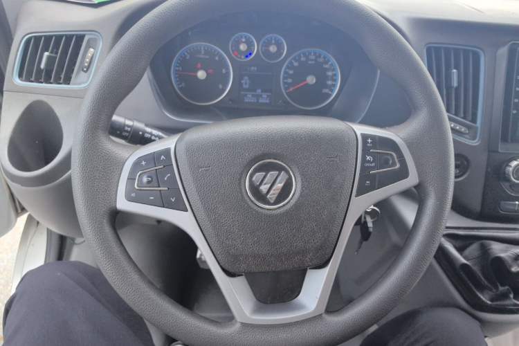 Used Foton Toano 2021 2.0T Manual Tongtu Short Wheelbase Flat Roof 5/6-Seater 4F20TC3 Steering Wheel