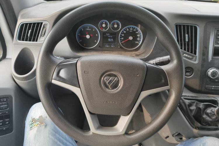 Used Foton Toano 2021 2.0T Manual Tongtu Long Wheelbase Mid-Height 5/6/7-Seater 4F20TC3 Steering Wheel