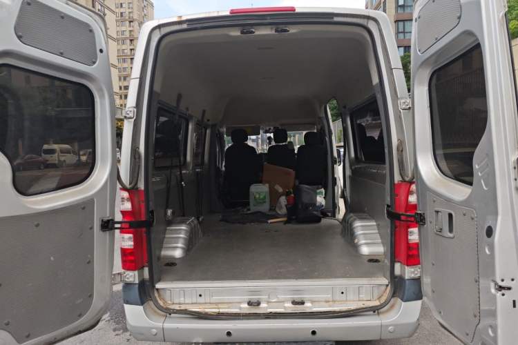 Used Foton Toano 2021 2.0T Manual Tongtu Long Wheelbase Mid-Height 5/6/7-Seater 4F20TC3 Trunk