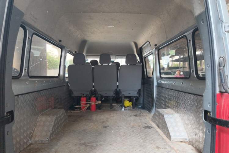 Used Foton Toano 2021 2.0T Manual Tongtu Long Wheelbase Mid-Height 5/6/7-Seater 4F20TC3 Trunk