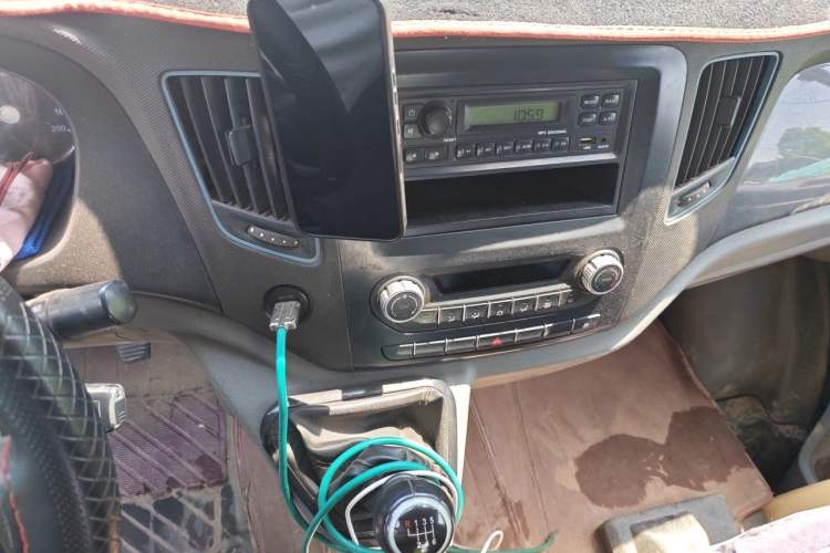 Used Foton Toano 2021 2.0T Manual Tongtu Long Wheelbase Mid-Height 5/6/7-Seater 4F20TC3 Audio And AC Panel