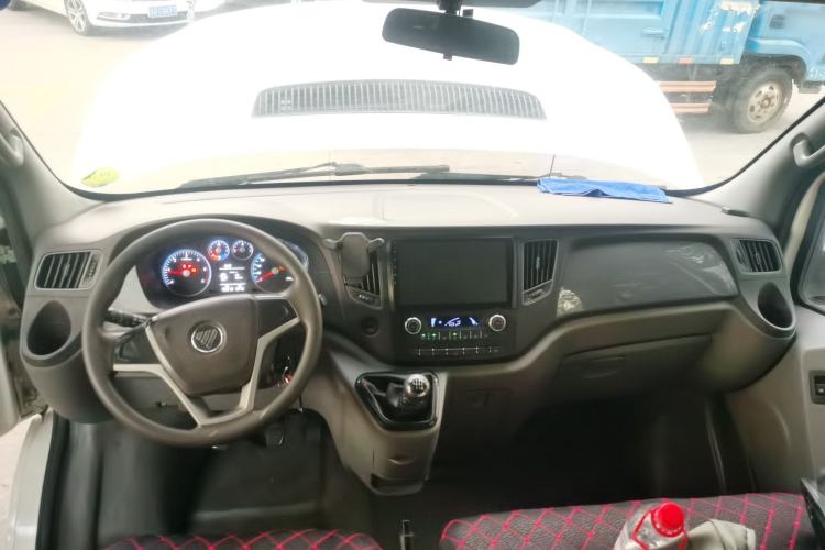 Used Foton Toano 2021 2.0T Manual Tongtu Long-Wheelbase Mid-Roof 3-Seater 4F20TC3 Center Console