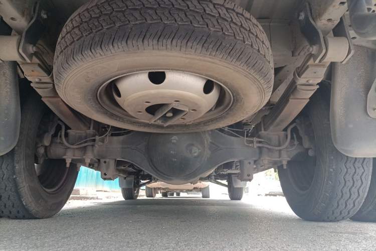Used Foton Toano 2021 2.8T Manual Tongtu Long Wheelbase Mid-Height 5/6/7-Seater F2.8NS6B177L Chassis Rear