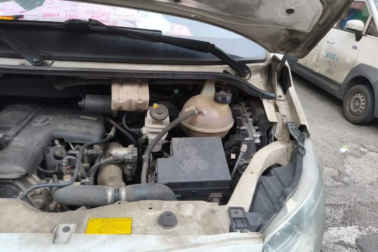 Used Foton Toano  Engine Bay Left