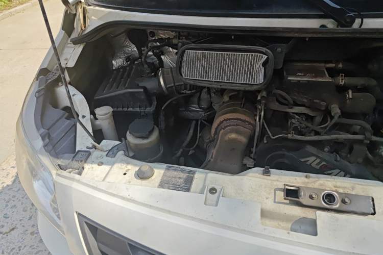 Used Foton Toano 2021 2.0T Manual Tongtu Extended-Wheelbase Mid-Roof 5/6/7-Seater 4F20TC3 Engine Bay Right