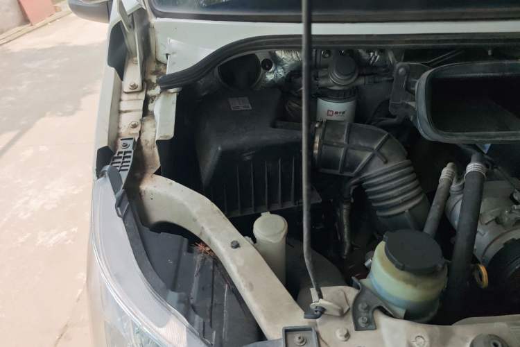 Used Foton Toano  Engine Bay Right