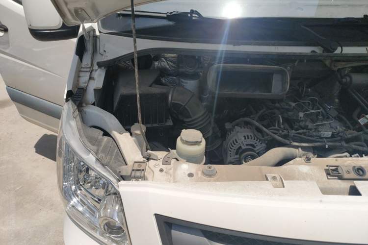 Used Foton Toano 2021 2.8T Manual Tongtu Long Wheelbase Ultra-High Roof 5/6/7-Seater F2.8 NS6B177L Engine Bay Right