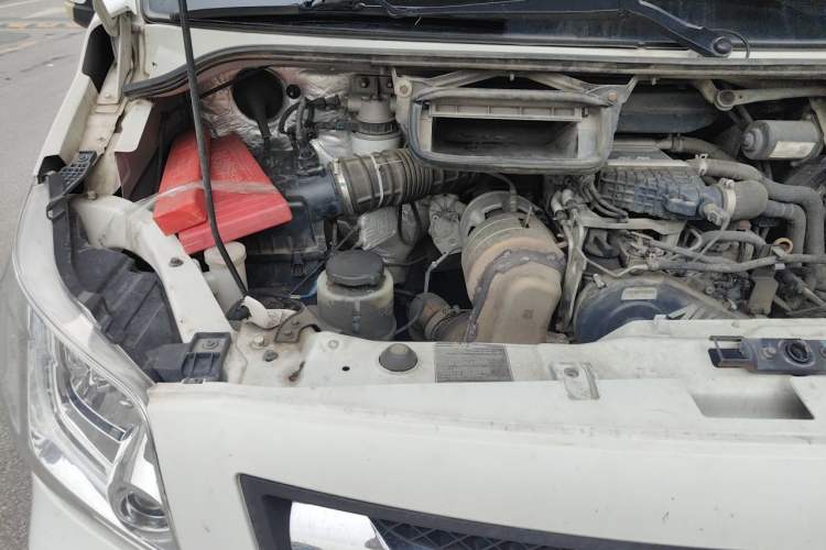 Used Foton Toano 2021 2.0T Manual Tongtu Extended-Wheelbase Mid-Roof 9-Seater 4F20TC3 Engine Bay Right