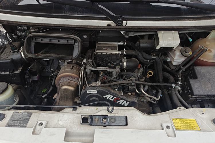 Used Foton Toano 2021 2.0T Manual Tongtu Short Wheelbase Mid-Height 5/6-Seater 4F20TC3 Engine Bay