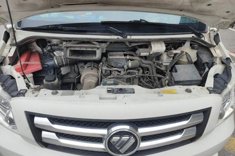 Used Foton Toano 2021 2.0T Manual Tongtu Extended-Wheelbase Mid-Roof 9-Seater 4F20TC3 Engine Bay