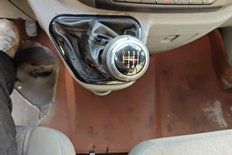 Used Foton Toano 2021 2.0T Manual Tongtu Long Wheelbase Mid-Height 5/6/7-Seater 4F20TC3 Gear Lever