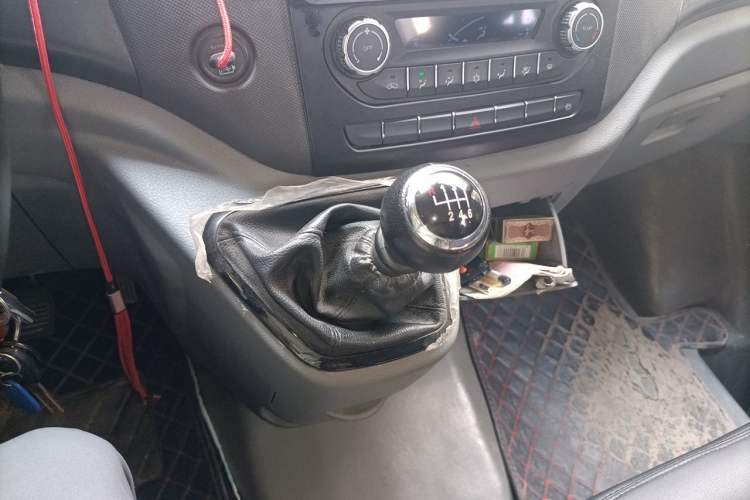Used Foton Toano 2021 2.8T Manual Tongtu Long Wheelbase Mid-Height 5/6/7-Seater F2.8NS6B177L Gear Lever