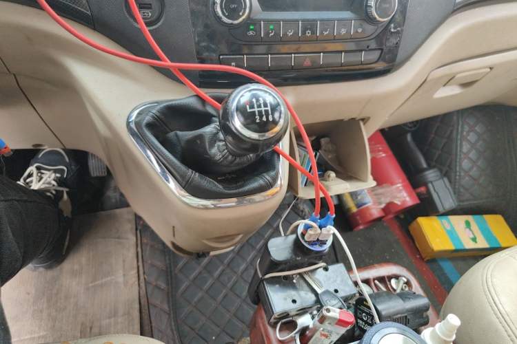 Used Foton Toano 2021 2.0T Manual Tongtu Extended-Wheelbase Mid-Roof 9-Seater 4F20TC3 Gear Lever