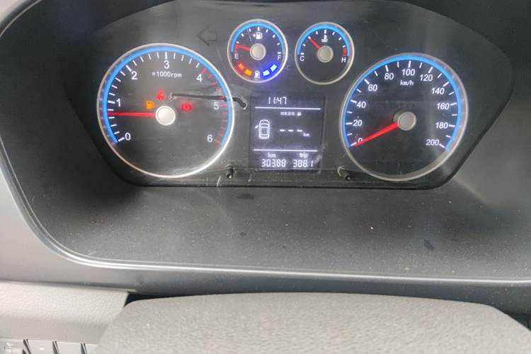 Used Foton Toano 2021 2.8T Manual Tongtu Long Wheelbase Mid-Height 5/6/7-Seater F2.8NS6B177L Instrument Cluster