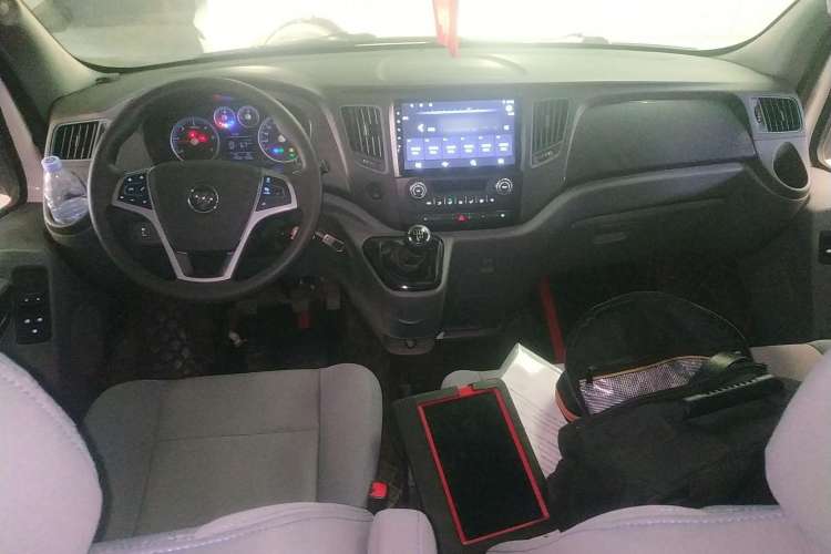 Used Foton Toano 2021 2.0T Manual Tongtu Short Wheelbase Mid-Height 5/6-Seater 4F20TC3 Interior 2