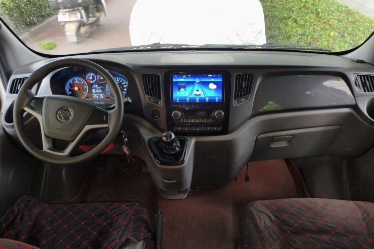 Used Foton Toano 2021 2.0T Manual Tongtu Short Wheelbase Mid-Height 9-Seater 4F20TC3 Interior 2