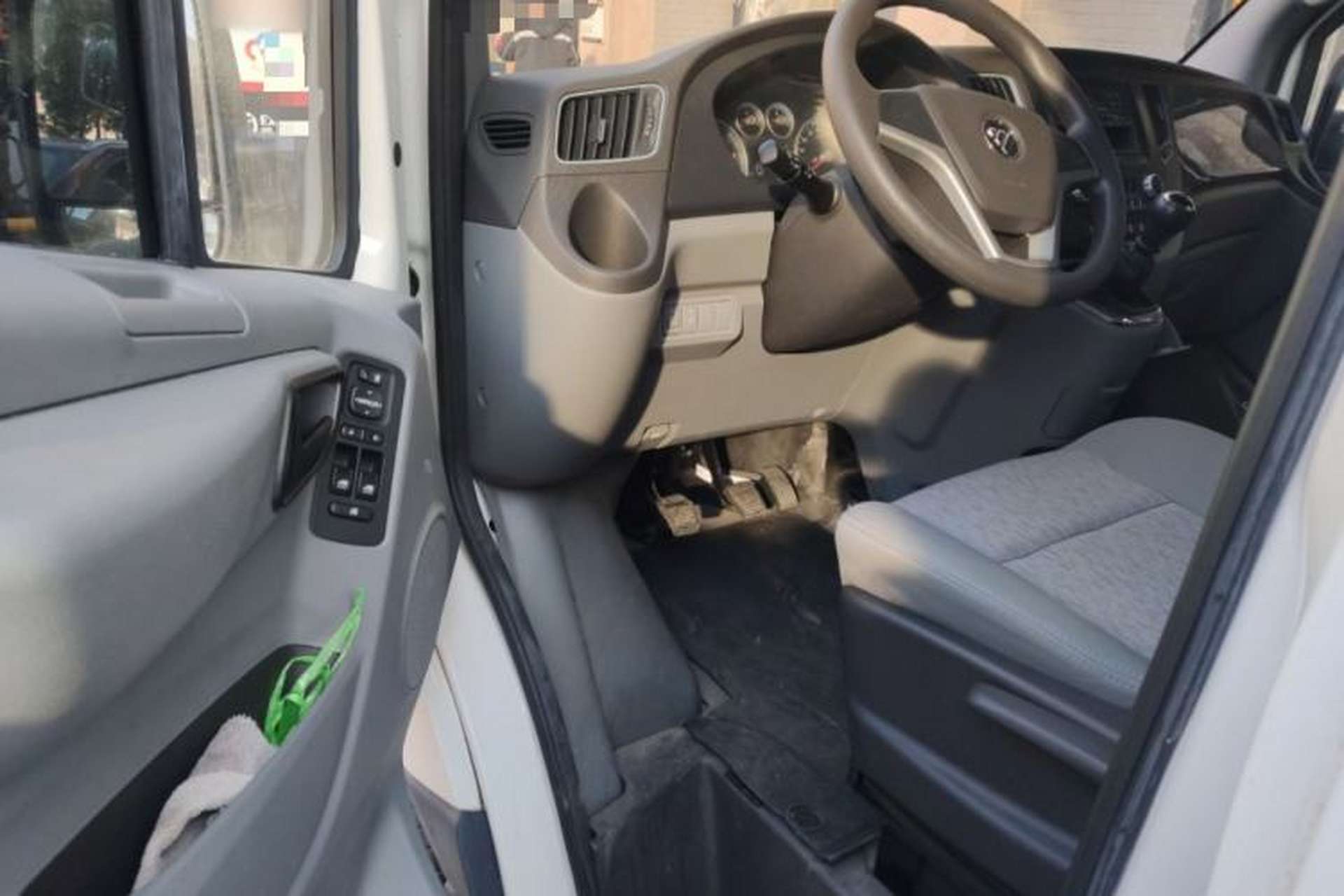 Used Foton Toano 2021 2.8T Manual Tongtu Short Wheelbase Mid-Height 5/6/7-Seater F2.8 NS6B177L Interior 3