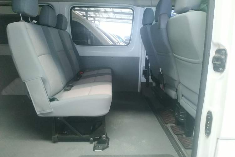Used Foton Toano 2021 2.0T Manual Tongtu Short Wheelbase Mid-Height 5/6-Seater 4F20TC3 Interior 4