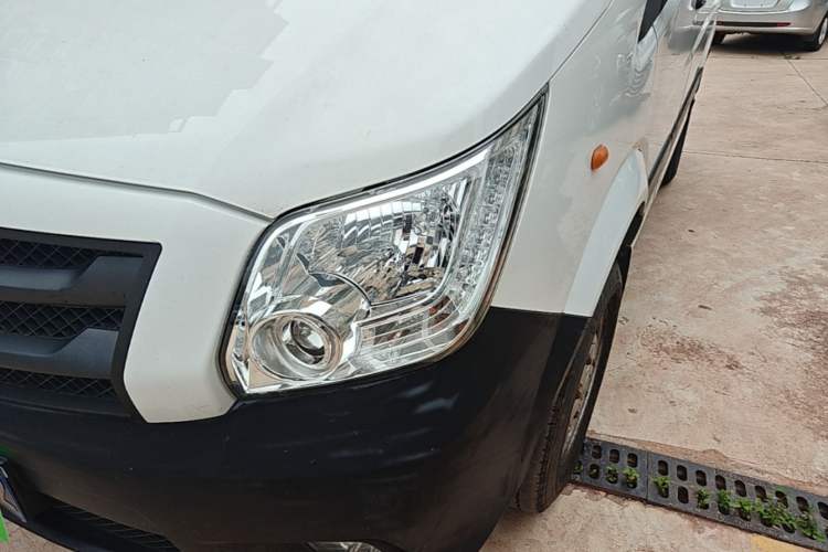 Used Foton Toano 2021 2.0T Manual Tongtu Short Wheelbase Mid-Height 5/6-Seater 4F20TC3 Left Front Headlight
